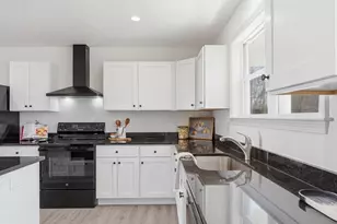109 Navy Yard Rd, Dracut, MA 01826 - Photo 10