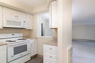 1025 Hancock St, Quincy, MA 02169 - Photo 6