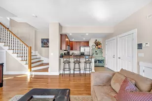 121 E Cottage St, Boston, MA 02125 - Photo 12