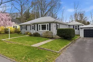 89 Lexington Ave, Dartmouth, MA 02747 - Photo 2
