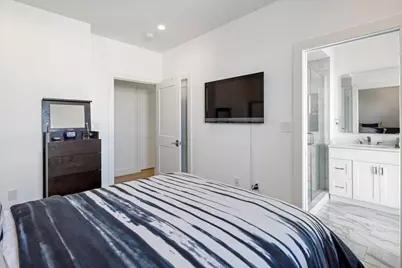 946 Saratgoa #302, Boston, MA 02128 - Photo 8