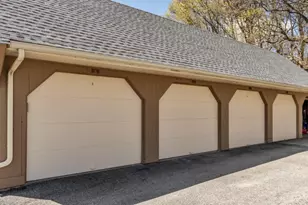 35 Essex Green Ln, Peabody, MA 01960 - Photo 26