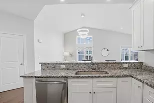 52 Logan's Run, Millbury, MA 01527 - Photo 8