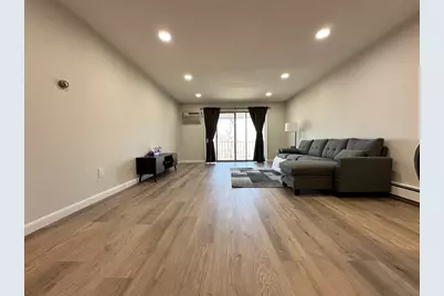 73 Charlesbank Rd #306, Newton, MA 02458 - Photo 2