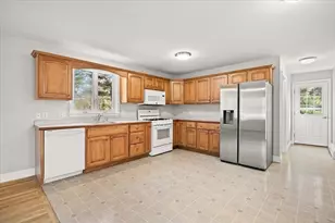 10 Manomet Beach Blvd, Plymouth, MA 02360 - Photo 16