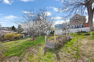 36 Irving St, Revere, MA 02151 - Photo 30