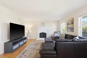 7 Shand Ct Cir, Somerset, MA 02726 - Photo 6