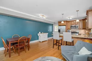 87 Ash St, Waltham, MA 02453 - Photo 8
