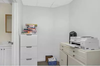 1595 Lakeview Ave #9, Dracut, MA 01826 - Photo 18