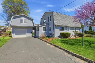 25 Coolidge Ave, Westfield, MA 01085 - Photo 34