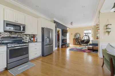 42 Lexington St #3, Waltham, MA 02452 - Photo 2