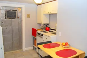 3 Goodwin Pl, Boston, MA 02114 - Photo 4