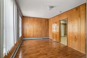 39 Hunting St, Cambridge, MA 02141 - Photo 10