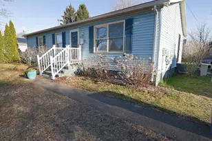 109 Pendleton Ave, Springfield, MA 01109 - Photo 2