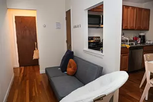 1027 Commonwealth Ave, Boston, MA 02215 - Photo 2
