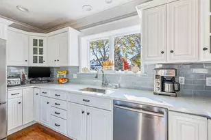 24 Brow Ave, Braintree, MA 02184 - Photo 8