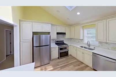 52 Rockefeller Street #2, Randolph, MA 02368 - Photo 2