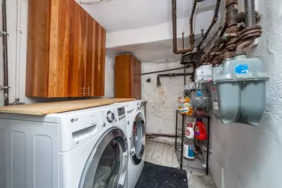 49 Revere St #4, Boston, MA 02114 - Photo 10