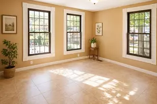 32 Randall Pl, Springfield, MA 01108 - Photo 16
