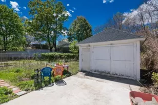 32 Randall Pl, Springfield, MA 01108 - Photo 26