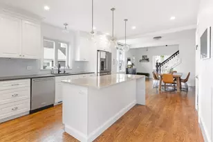 46 Washburn St, Watertown, MA 02472 - Photo 8