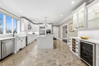 7 Freeman St, Lynnfield, MA 01940 - Photo 8