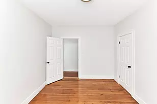 109 Walnut St, Somerville, MA 02145 - Photo 8