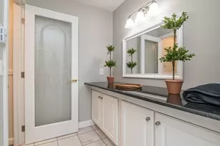 20 Lawrence Ave, South Hadley, MA 01075 - Photo 16
