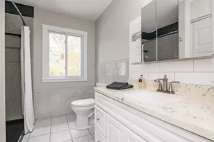 20 Lawrence Ave, South Hadley, MA 01075 - Photo 14