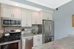 58 Winthrop St, Boston, MA 02129 - Photo 6