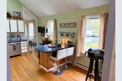 51 Slater St, Attleboro, MA 02703 - Photo 4