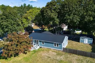 42 Lannon Ave, Dracut, MA 01826 - Photo 4
