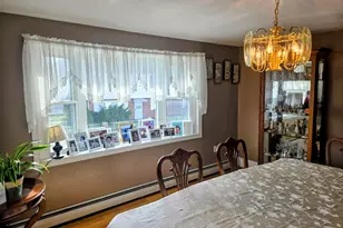 19 Harlow St, Saugus, MA 01906 - Photo 6