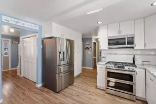 47 Colleen's Way, Attleboro, MA 02703 - Photo 10