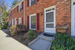 1155 Dickinson St, Springfield, MA 01108 - Photo 2