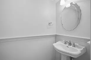 1155 Dickinson St, Springfield, MA 01108 - Photo 12