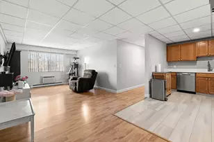 111 Foster St, Peabody, MA 01960 - Photo 6