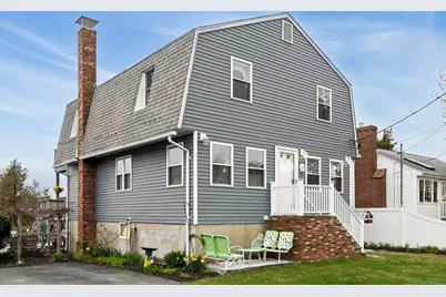 75 Pilgrim Ave, Wareham, MA 02571 - Photo 2