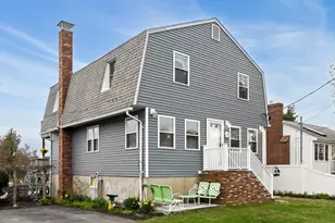 75 Pilgrim Ave, Wareham, MA 02571 - Photo 2