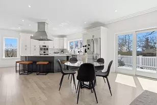 22 Mt Zion Rd, Melrose, MA 02176 - Photo 12