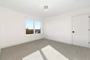 24 Mt Zion Rd, Melrose, MA 02176 - Photo 32