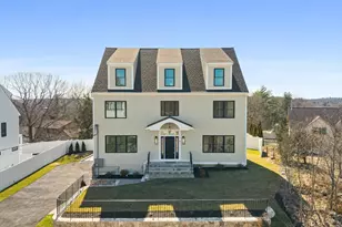 24 Mt Zion Rd, Melrose, MA 02176 - Photo 2