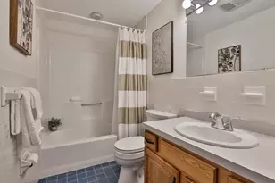 804 Reynolds Dr, Saugus, MA 01906 - Photo 26