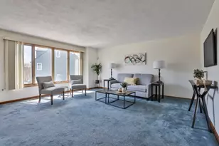 804 Reynolds Dr, Saugus, MA 01906 - Photo 6