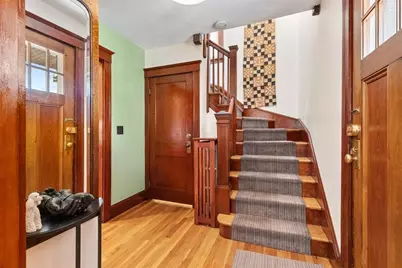 14A Linden Place, Brookline, MA 02445 - Photo 2