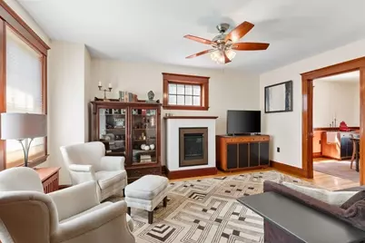 14A Linden Place, Brookline, MA 02445 - Photo 4
