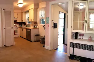 16 Edward Ave, Adams, MA 01220 - Photo 14