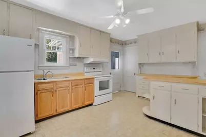 2164 Wilbraham Rd, Springfield, MA 01129 - Photo 4