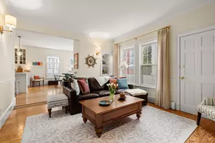 614 E 3rd St, Boston, MA 02127 - Photo 8