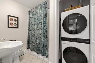 614 E 3rd St, Boston, MA 02127 - Photo 14